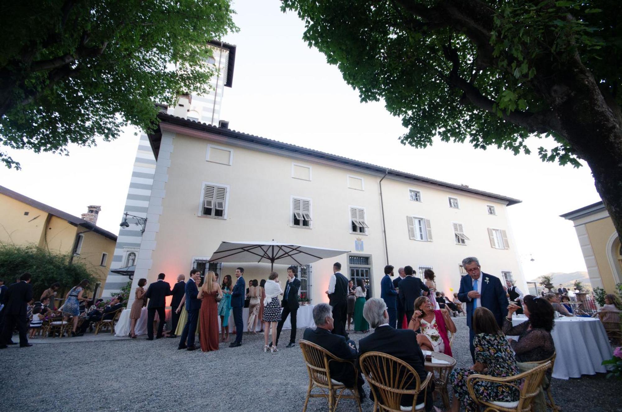 Castello Di Grillano Guest House Ovada Exterior foto